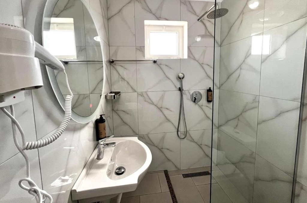 olia residence,tirane